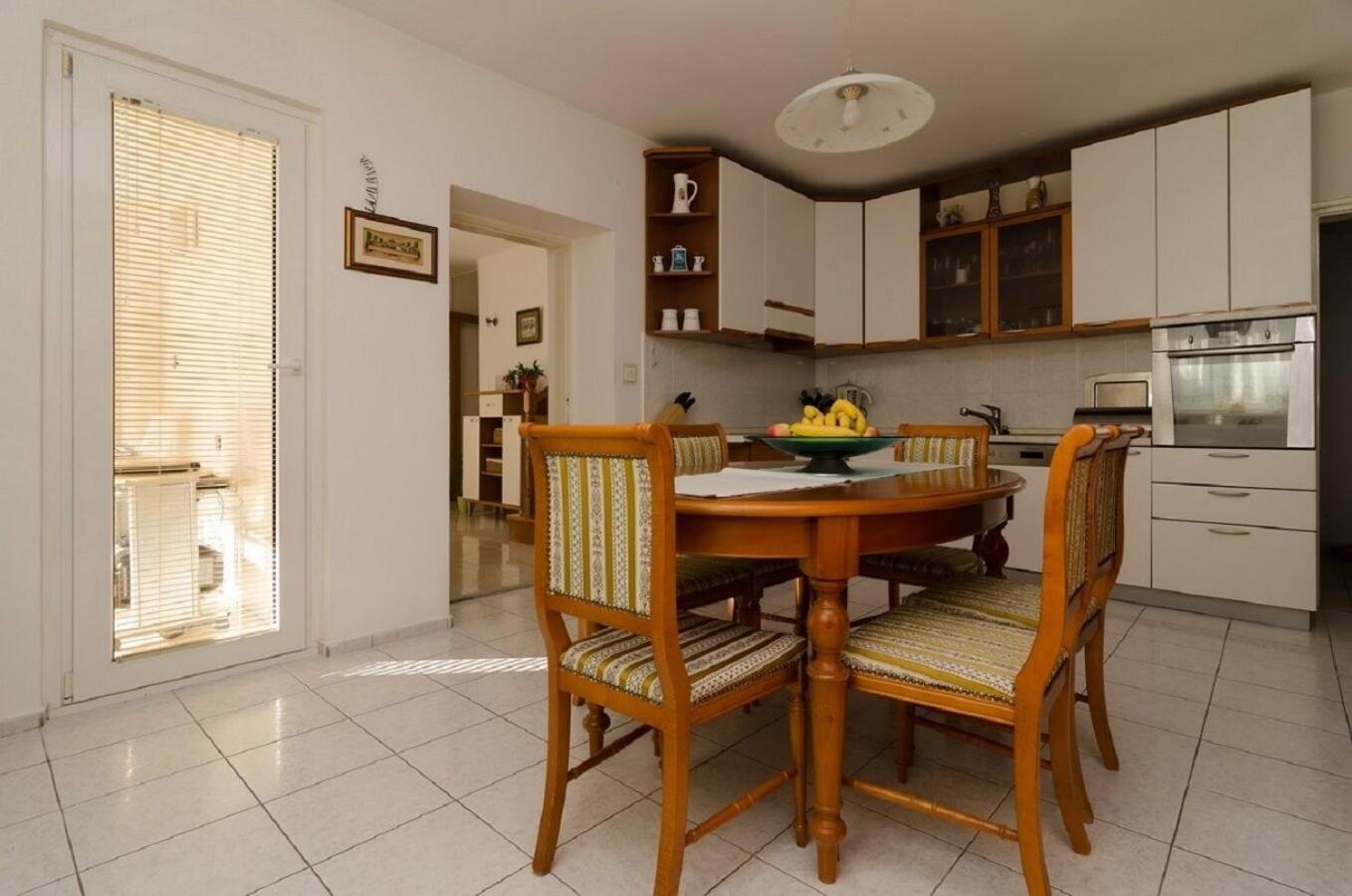 Holiday Home Old Town - Great Location Nin Buitenkant foto