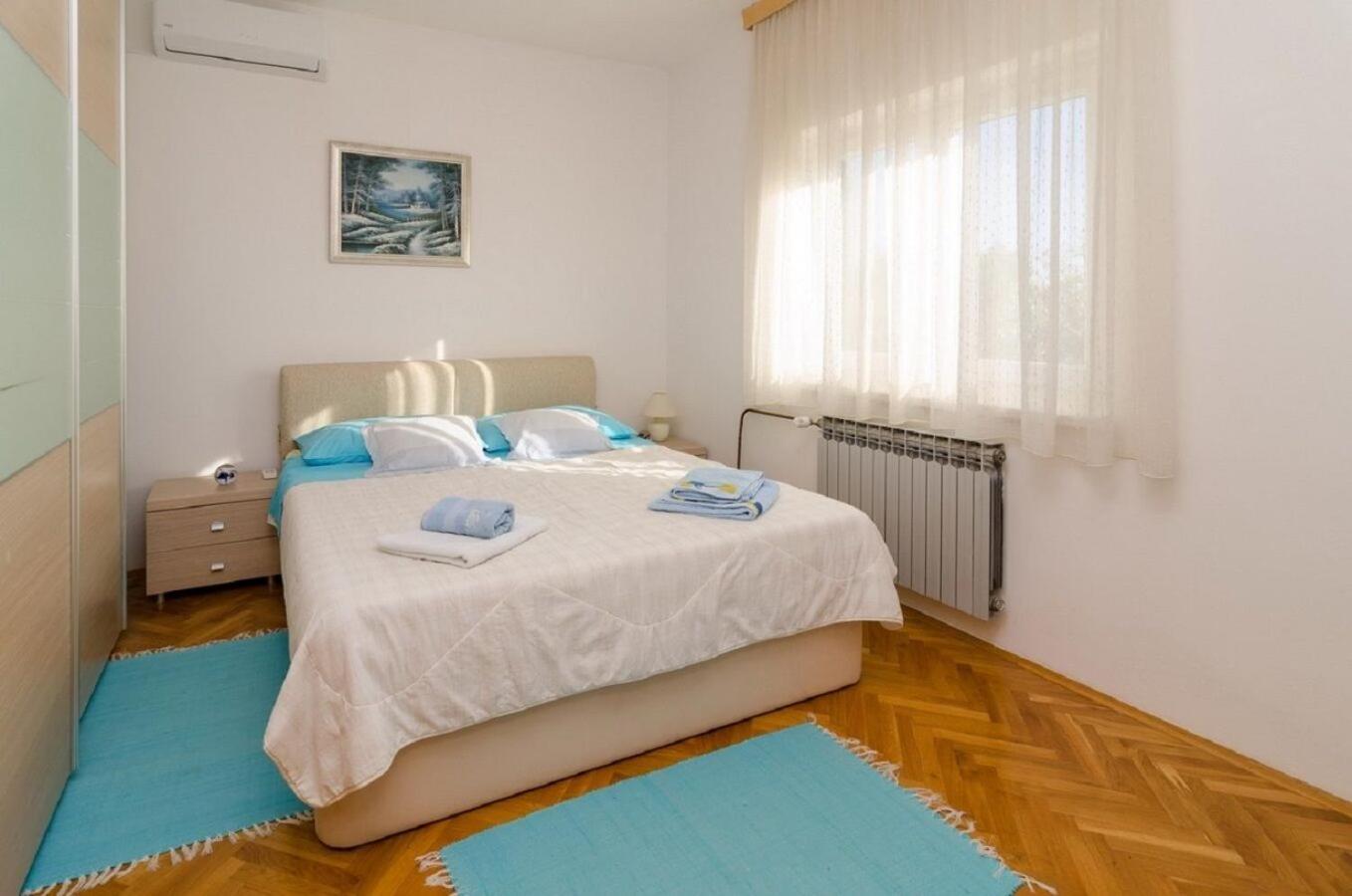 Holiday Home Old Town - Great Location Nin Buitenkant foto